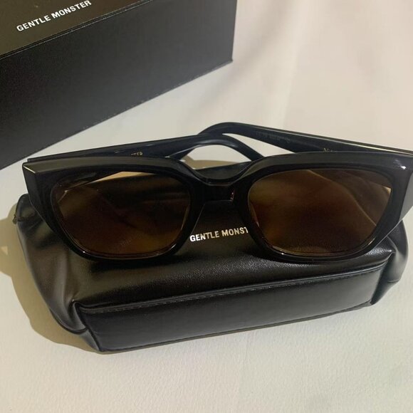 Gentle Monster NABI Sunglasses - Picture 6 of 10